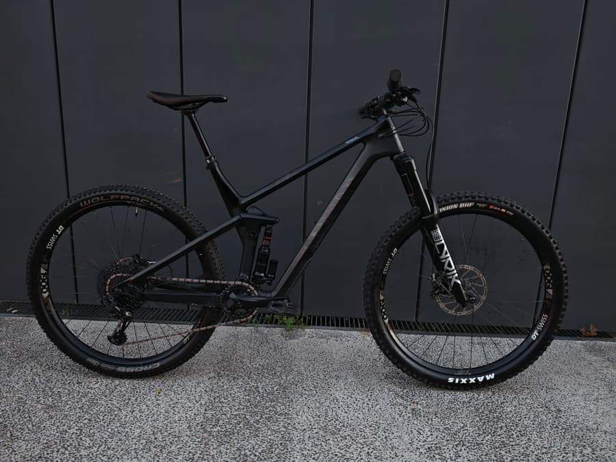 Canyon STRIVE CF CARBON Kit ROCKSHOX, foto 1