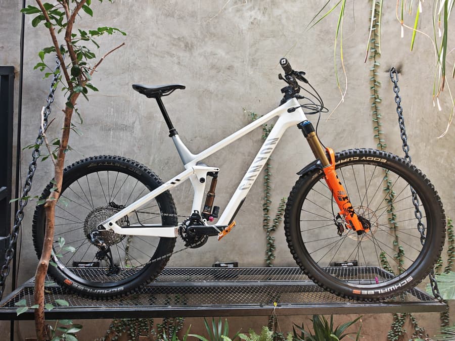 Canyon STRIVE CFR CARBON KASHIMA, foto 1