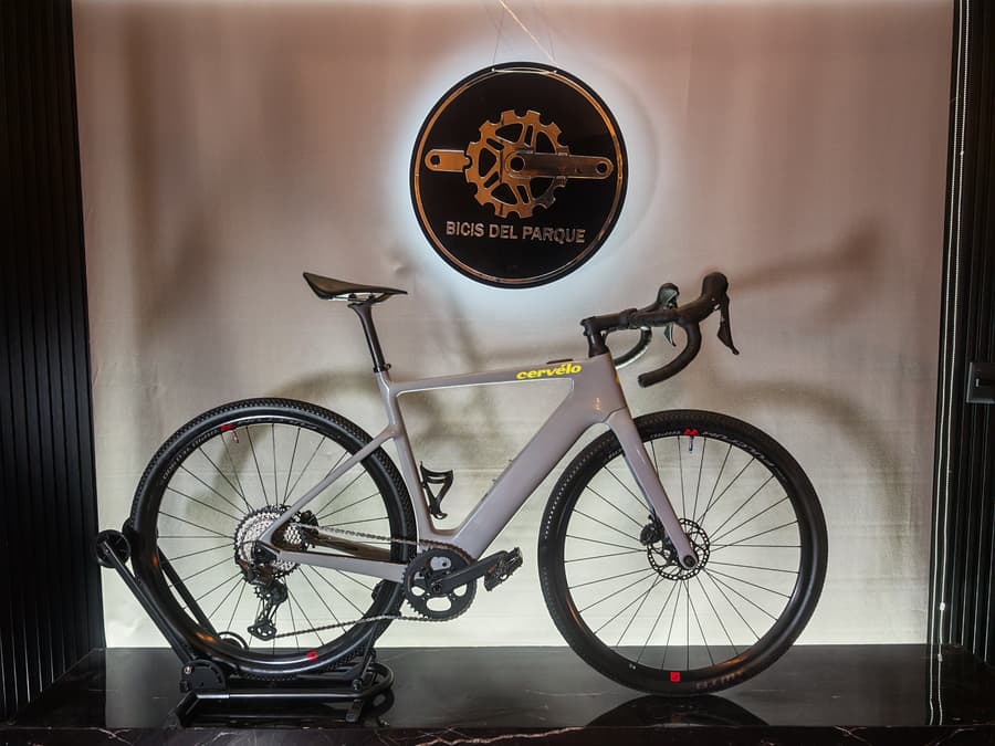 Cervelo ROUVIDA CARBON Motor FAZUA, foto 1