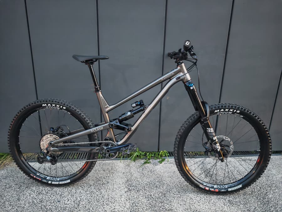 Commencal CLASH GUN METAL, foto 1