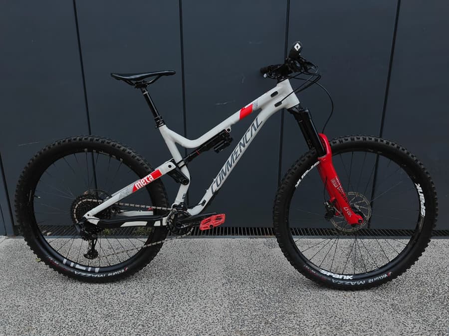 Commencal META / ROCKSHOX ÚLTIMATE, foto 1