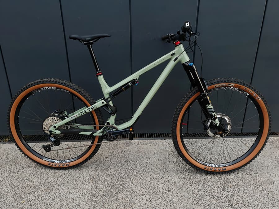 Commencal META TR 2023 ESSENTIAL V4, foto 1