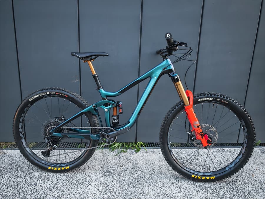 Giant REIGN CARBON KASHIMA, foto 1