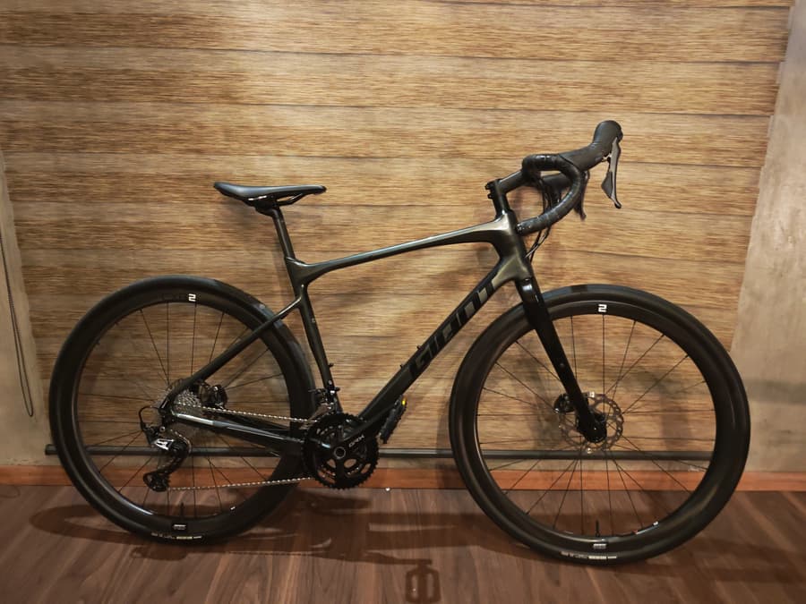 Giant REVOLT FULL CARBON, foto 1