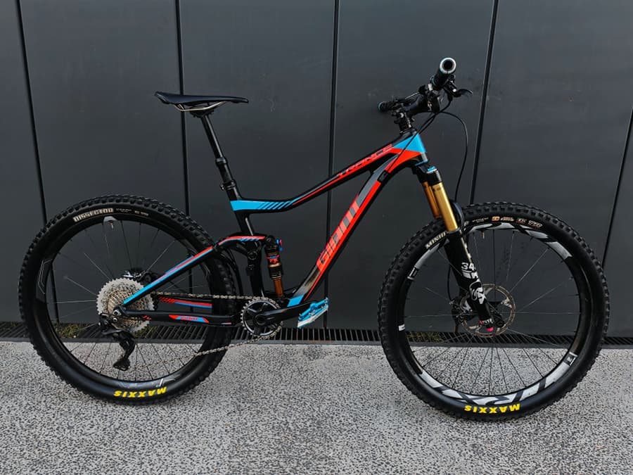 Giant TRANCE CARBON KASHIMA, foto 1