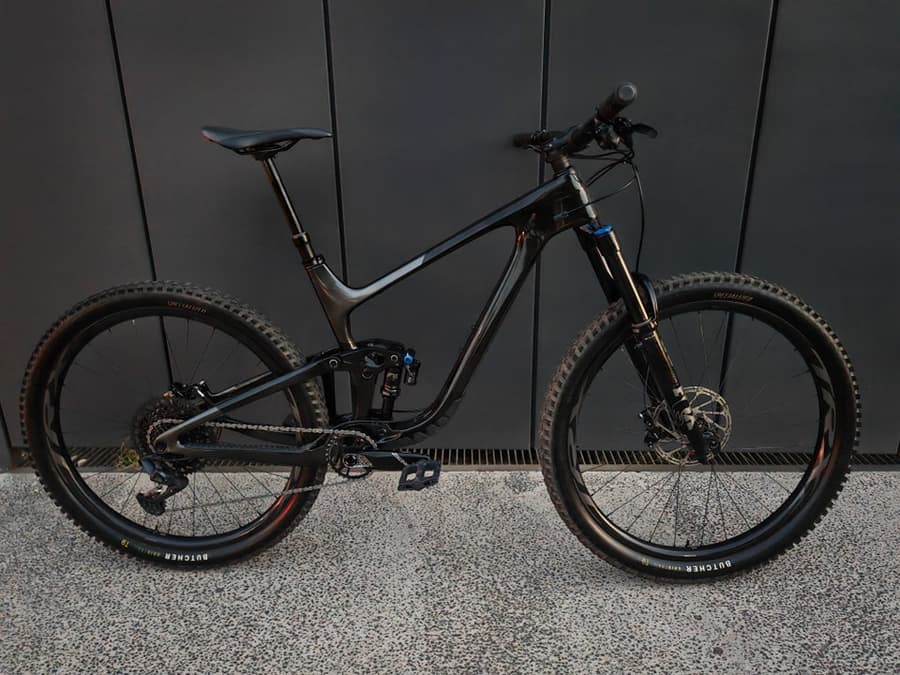Giant TRANCE PRO 2023 FULL CARBON, foto 1