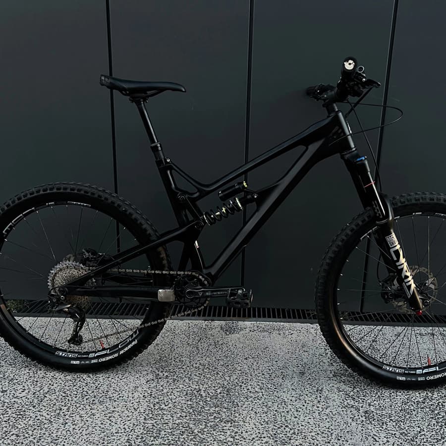 Intense TRACER CARBON, foto 1