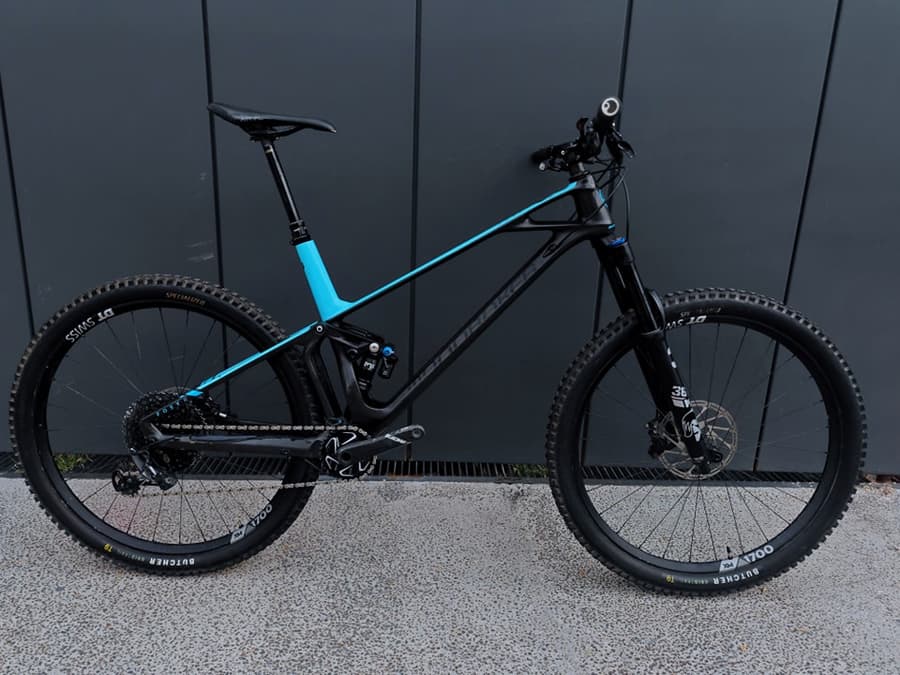 Mondraker SUPER FOXY R FULL CARBON, foto 1
