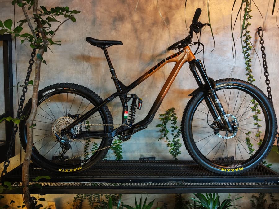 NS Bikes FOX 38 / COIL MARZOCCI, foto 1