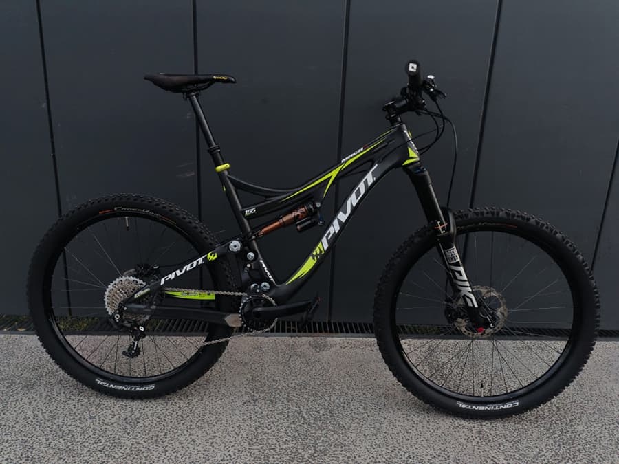 Pivot MACH CARBÓN, foto 1