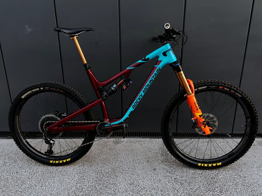 Rocky Mountain ALTITUDE CARBON, foto 1