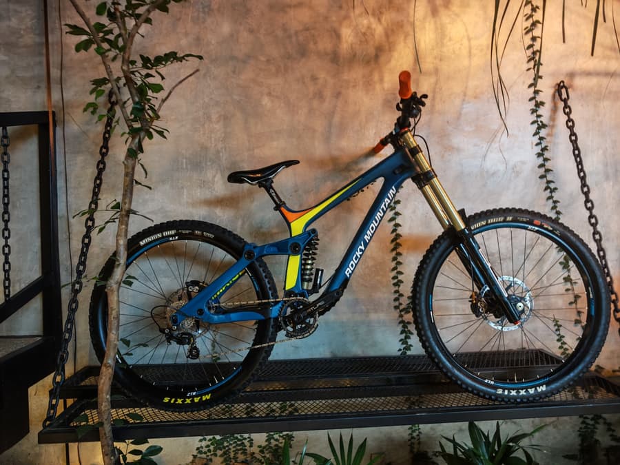 Rocky Mountain MAIDEN CARBÓN KIT BOS SUSPENSION Límited Edition, foto 1