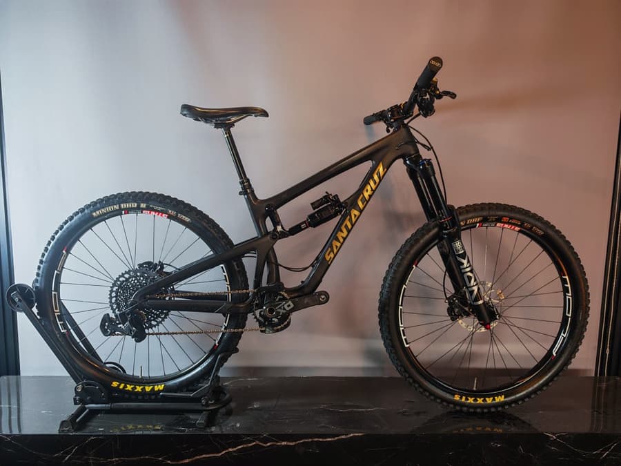 Santa Cruz NOMAD C CARBON SRAM X01 KIT ROCKSHOX, foto 1