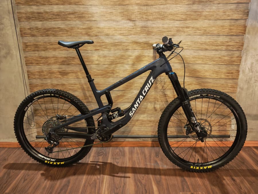 Santa Cruz NOMAD Carbón Kit FOX, foto 1