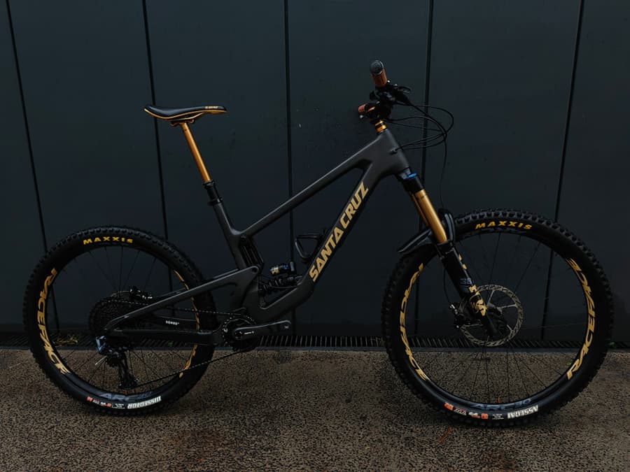Santa Cruz NOMAD CC 2024 / Top Line, foto 1