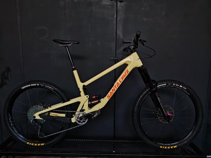 Santa Cruz NOMAD X i9 GX AXS 2025, foto 1