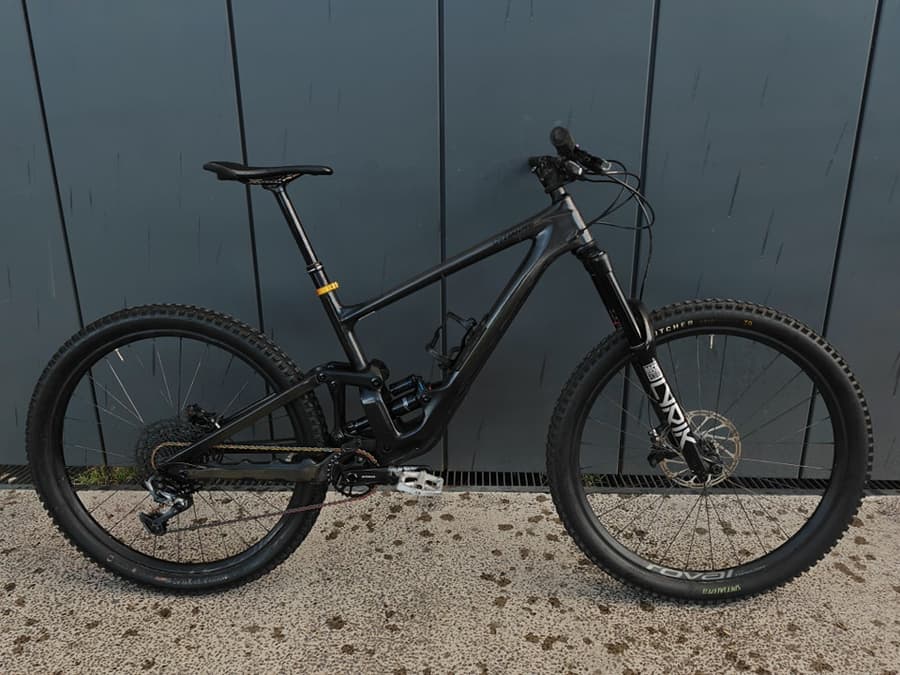 Specialized ENDURO CARBON kit ROCKSHOX, foto 1