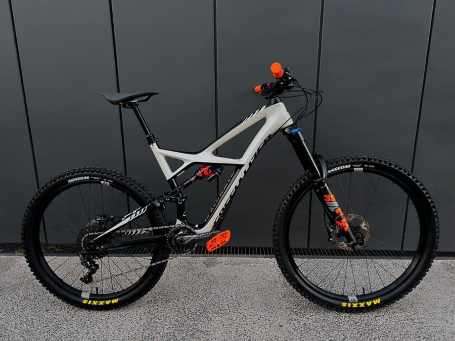 Specialized ENDURO EXPERT CARBON, foto 1