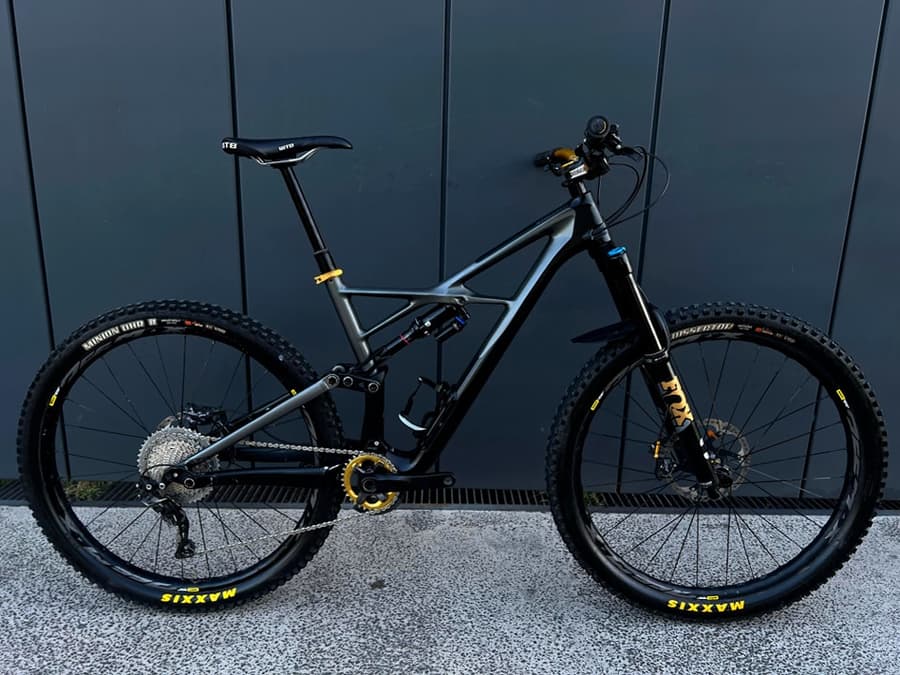 Specialized ENDURO EXPERT CARBON, foto 1