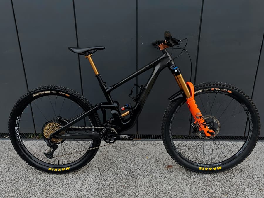 Specialized ENDURO EXPERT FULL KASHIMA, foto 1