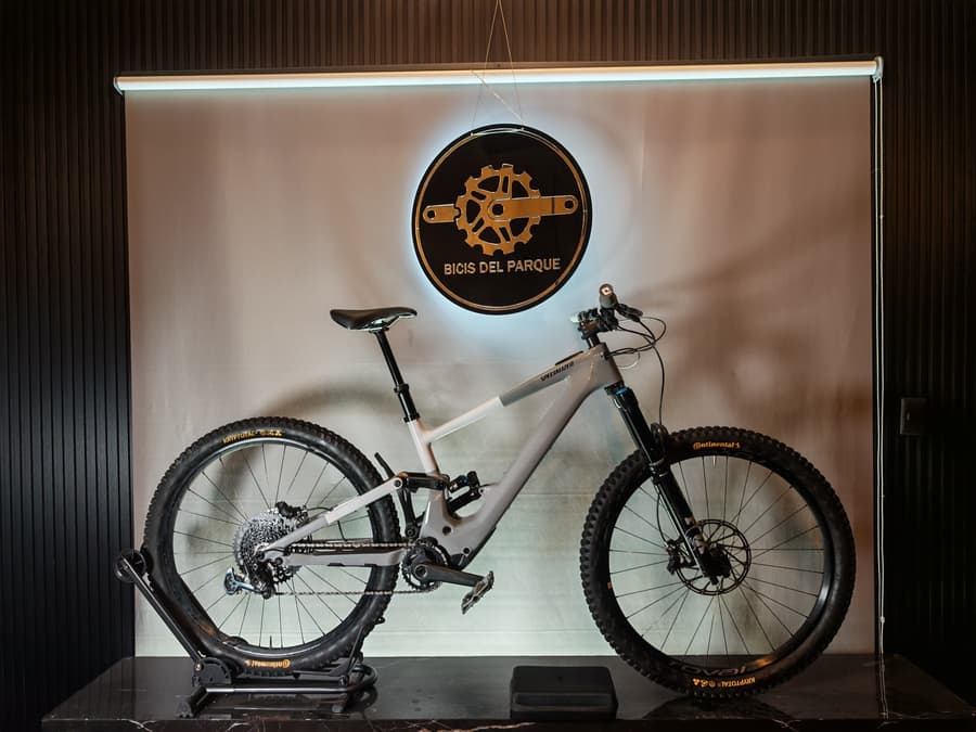 Specialized KENEVO EXPERT SL 2024, foto 1