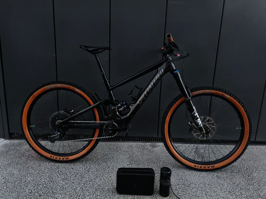 Specialized KENEVO SL 2024, foto 1