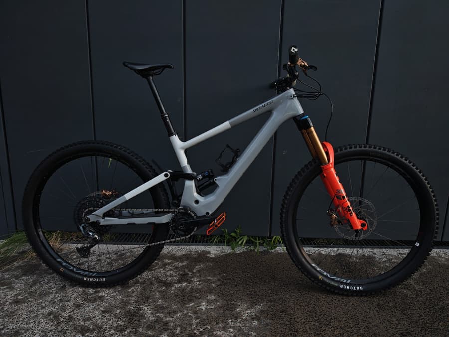 Specialized KENEVO SL 2024, foto 1