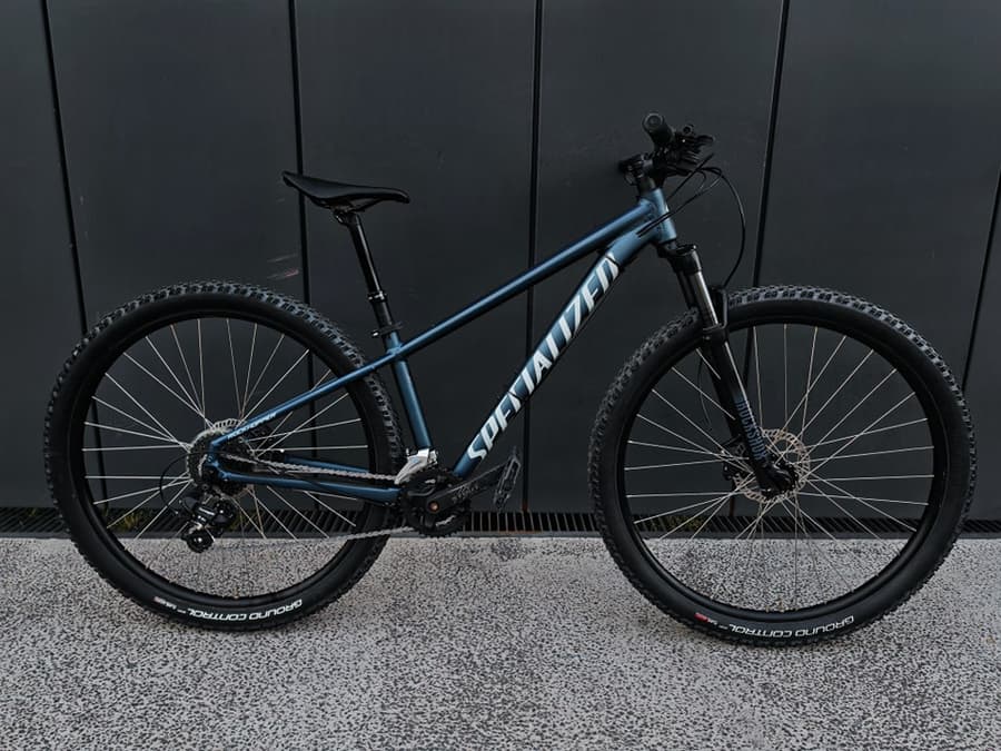 Specialized ROCKHOPPER EXPERT 2023, foto 1