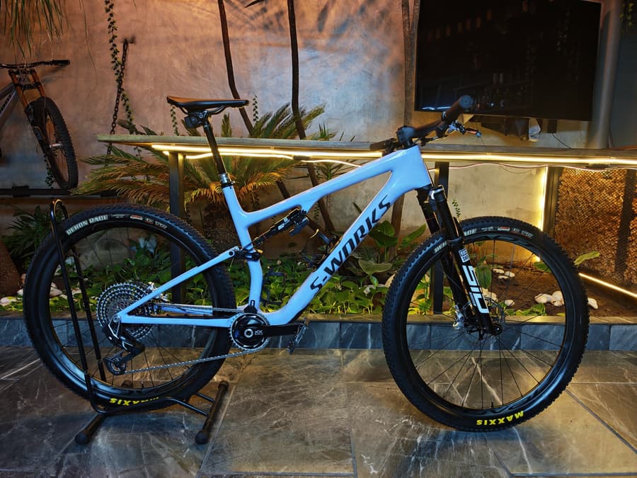 Specialized S-Works EPIC 8 FLIGHT ATTENDANT, foto 1