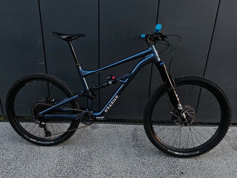 Specialized STATUS 2023, foto 1