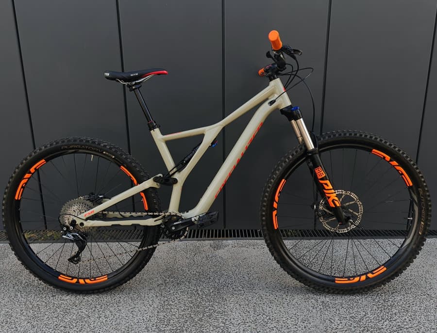 Specialized STUMPJUMPER ALLOY 29", foto 1