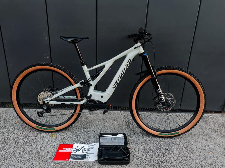 Specialized TURBO LEVO COMP ALLOY, foto 1