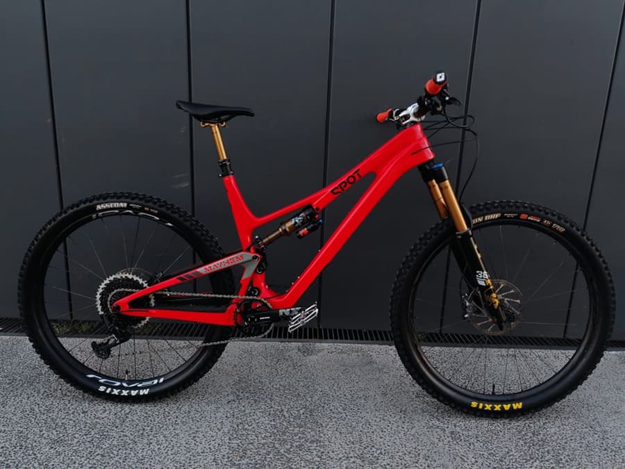 Spot MAYHEM 2024, foto 1