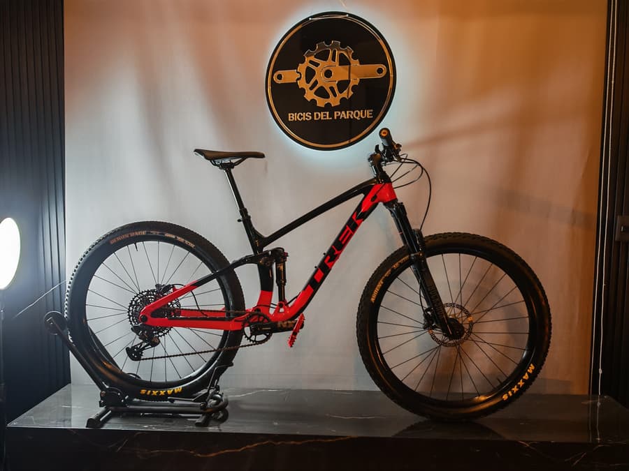 Trek FUEL EX 7 GEN5 Alloy, foto 1