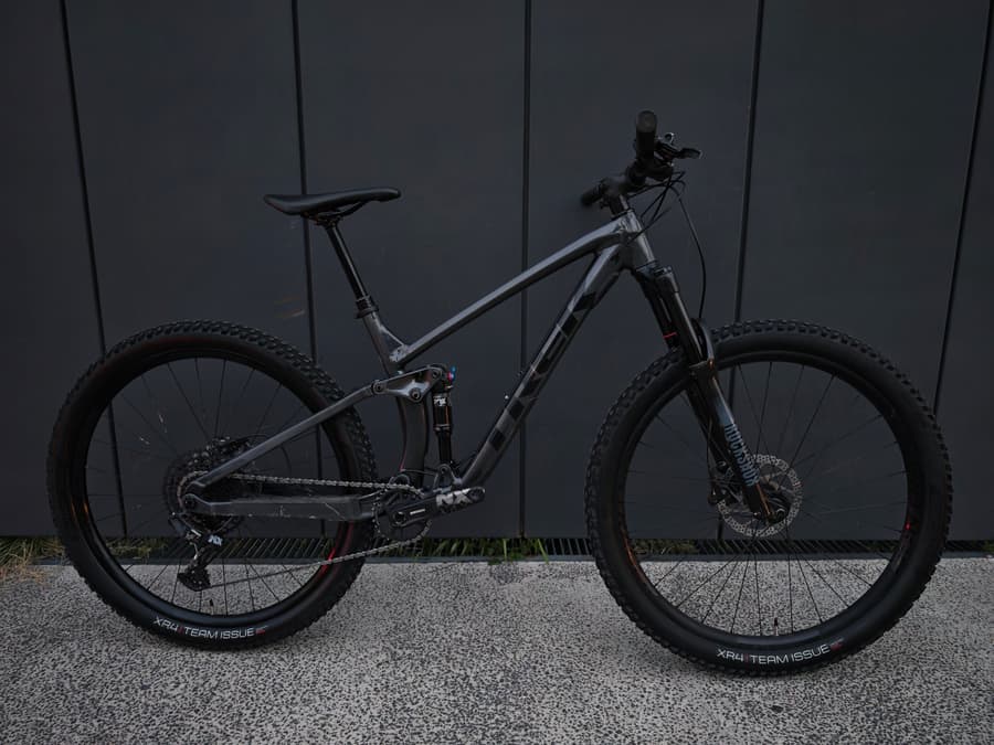 Trek FUEL EX 7 GEN5, foto 1