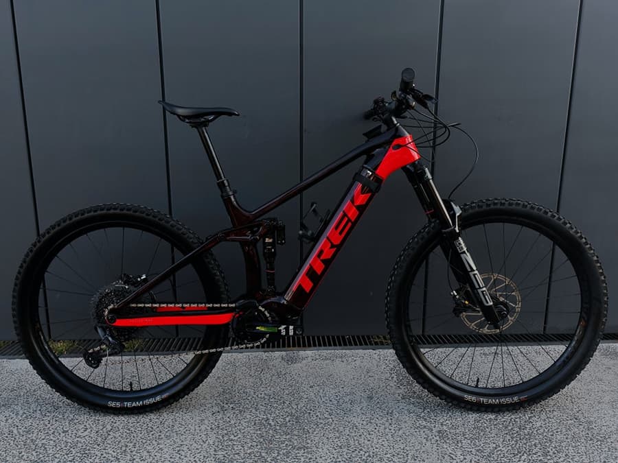 Trek SLASH 9.8 GX ROCKSHOX FULL CARBON, foto 1