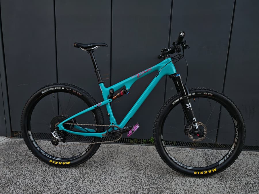 Yeti BETI ASR T CARBON KIT FOX, foto 1