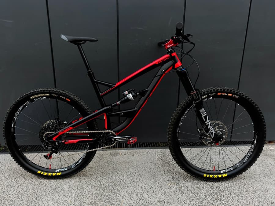 YT CAPRA ALLOY KIT ROCKSHOX, foto 1