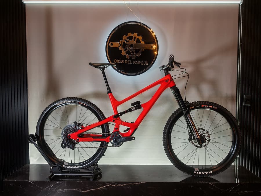 YT CAPRA CORE 3 AXS / Demo, foto 1