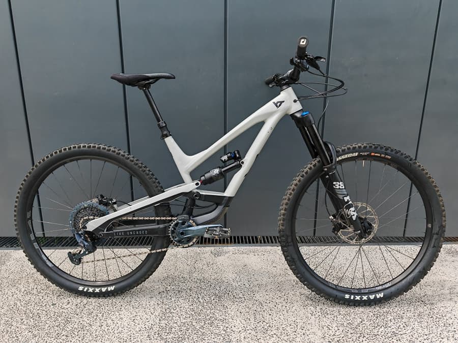 YT CAPRA SHRED 2022, foto 1