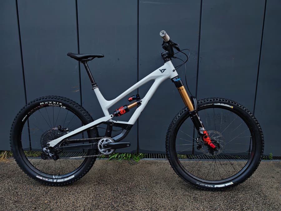 YT CAPRA SHRED 2023, foto 1
