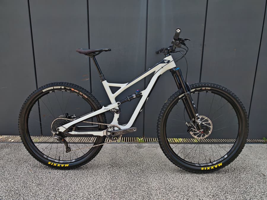 YT JEFFSY CARBON KIT FOX, foto 1